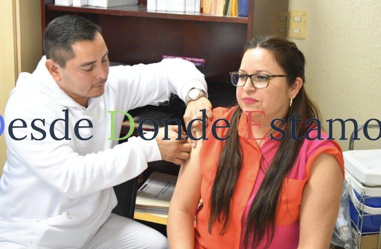 Realizan SSPT e ISSSTE campaña de vacunación contra el sarampión