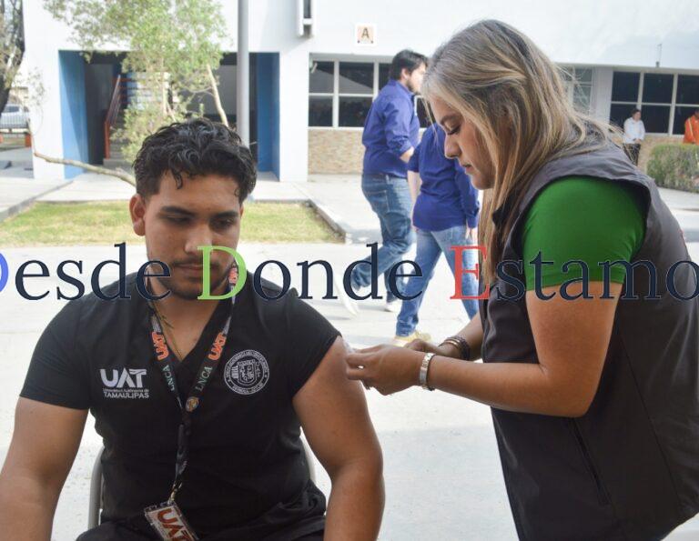 Colabora la UAT con el Sector Salud en jornadas de vacunación