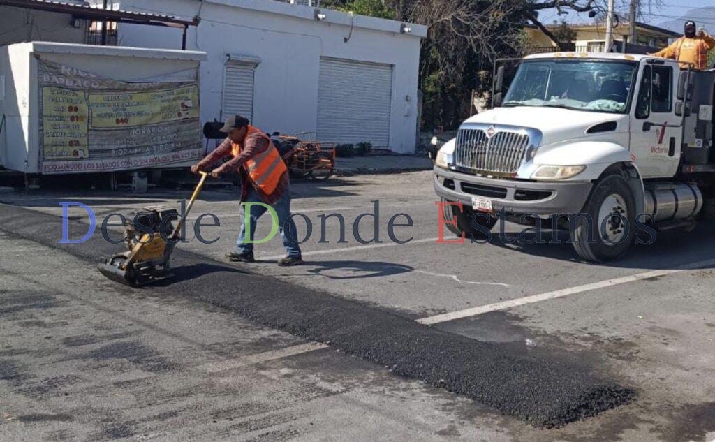 Sigue obras públicas cumpliendo con la rehabilitación de calles
