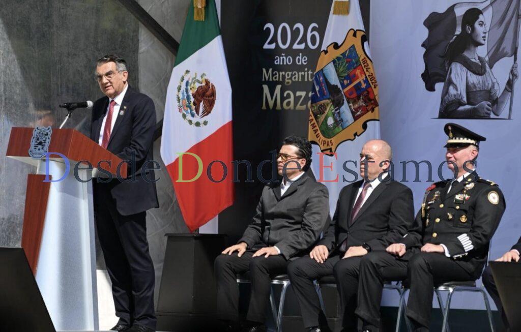 Asiste alcalde Eduardo Gattás a ceremonía del Día de la Bandera en el 77 Batallón