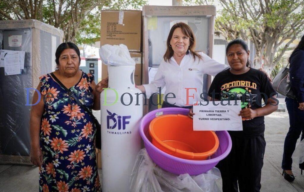 Equipa DIF desayunadores escolares y comedores comunitarios