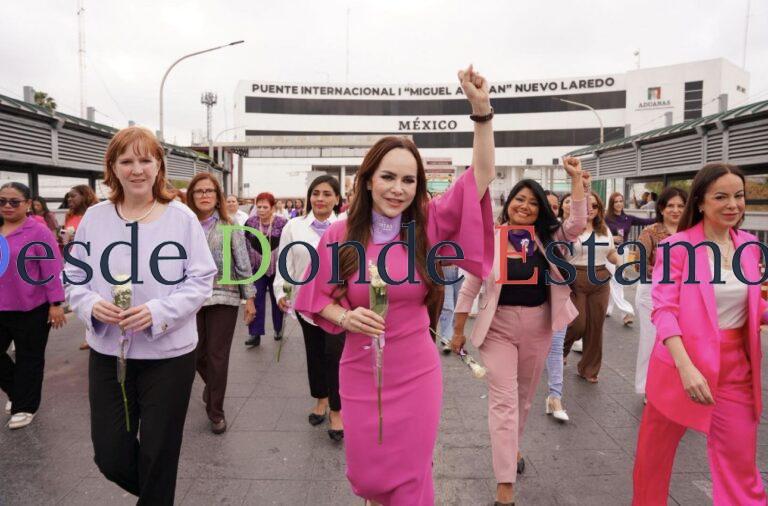 Mujeres de los Dos Laredos se unen en caminata binacional