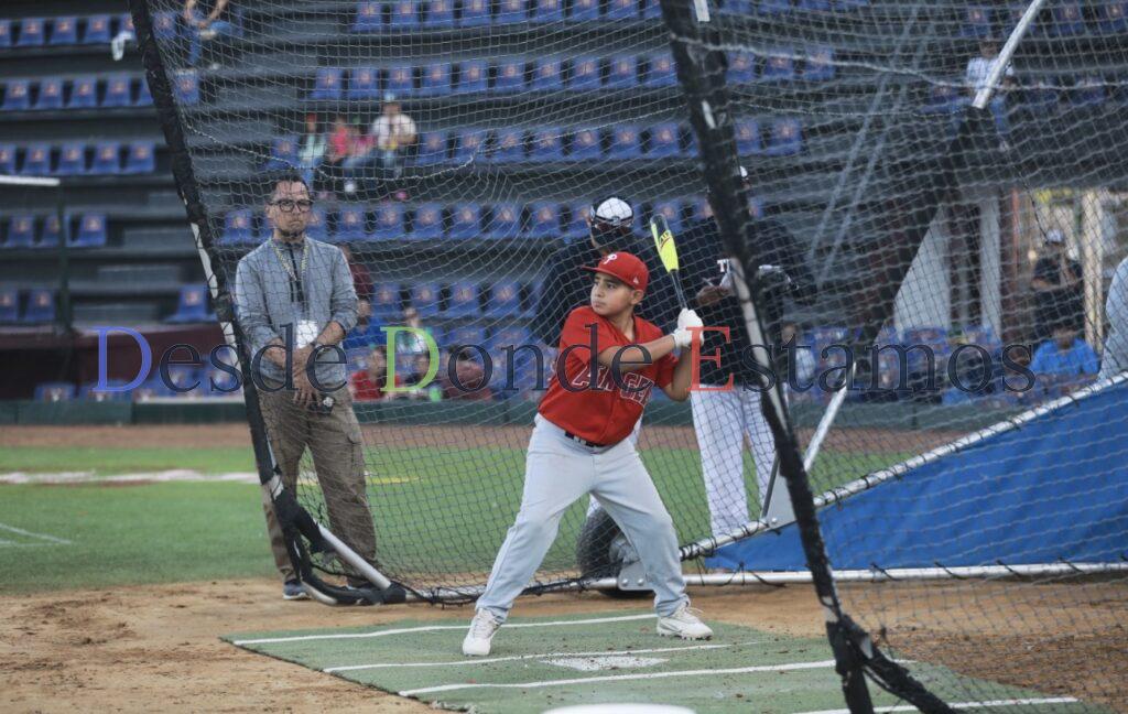 Responden jóvenes peloteras a try out