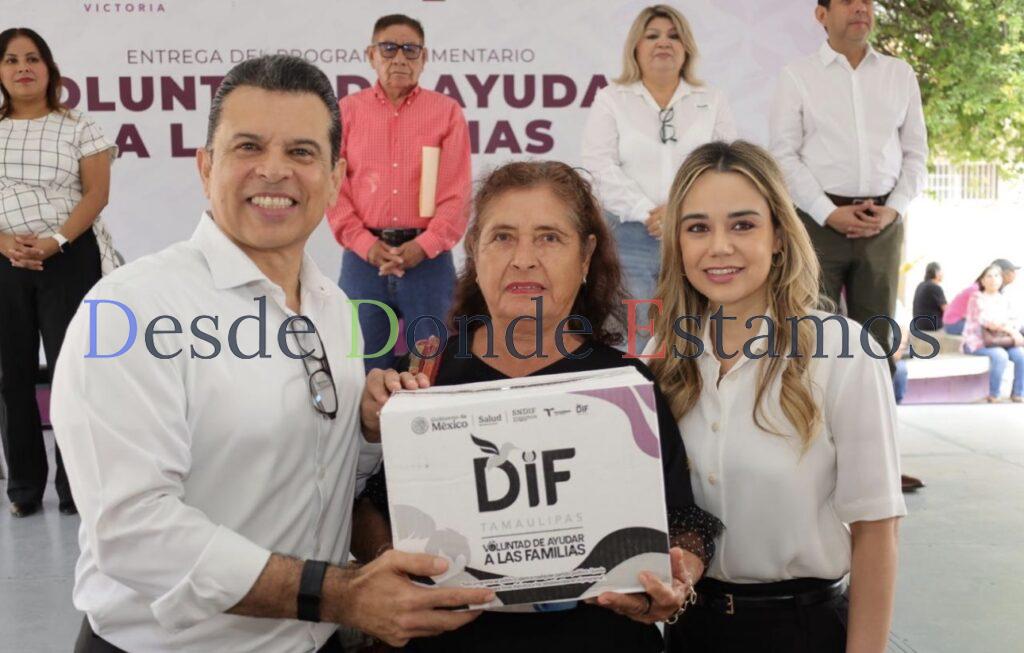 Entregan Lucy y Lalo 3 mil insumos alimentarios