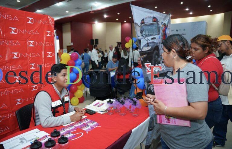 Acercan oportunidades de empleo a mujeres en Nuevo Laredo