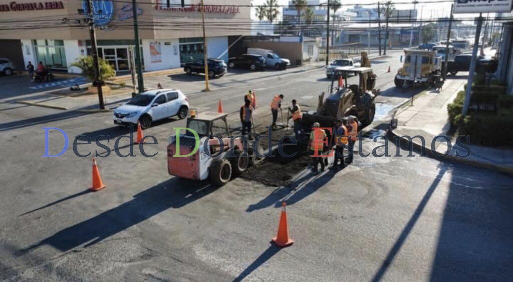 Atiende Obras Públicas Municipales trabajos de bacheo