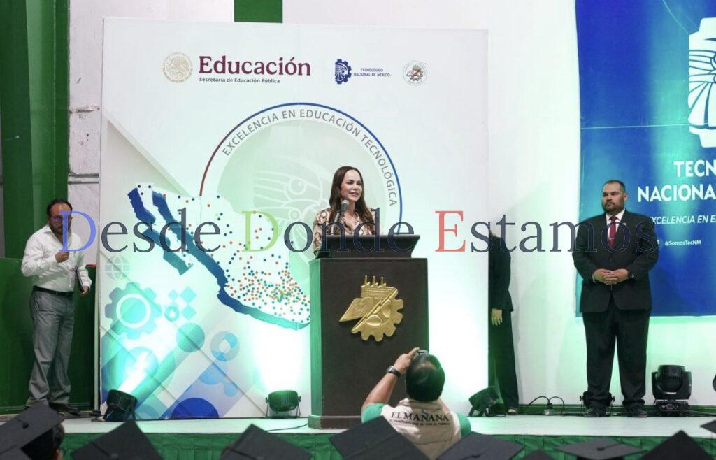 Reitera Carmen Lilia compromiso con la juventud y la educación