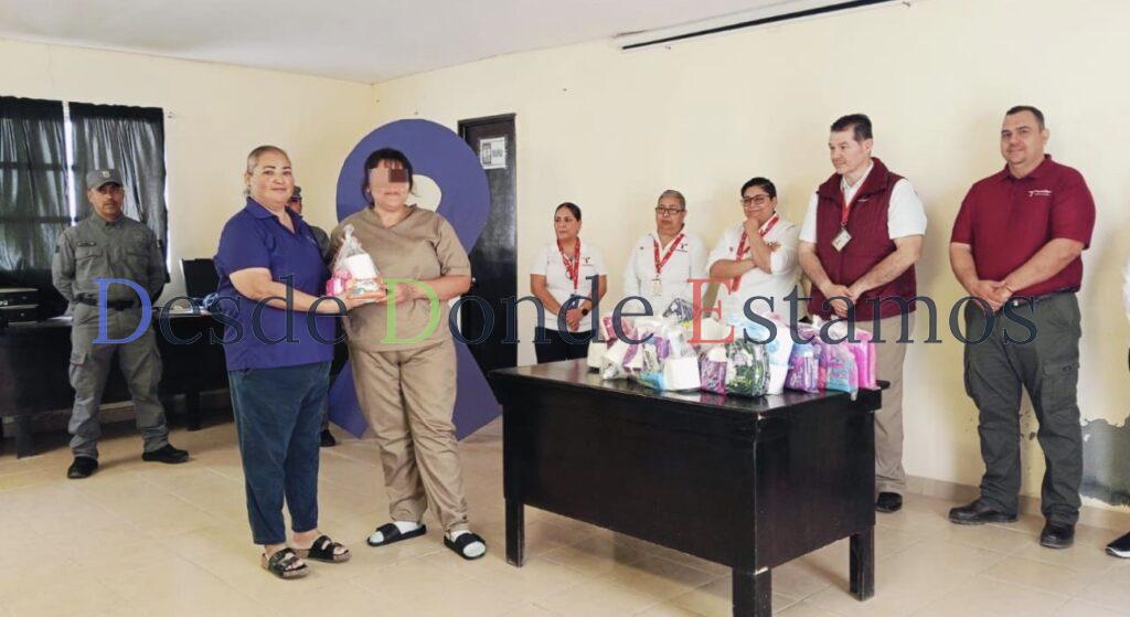 Entrega de kits de higiene a mujeres en CEDES Reynosa